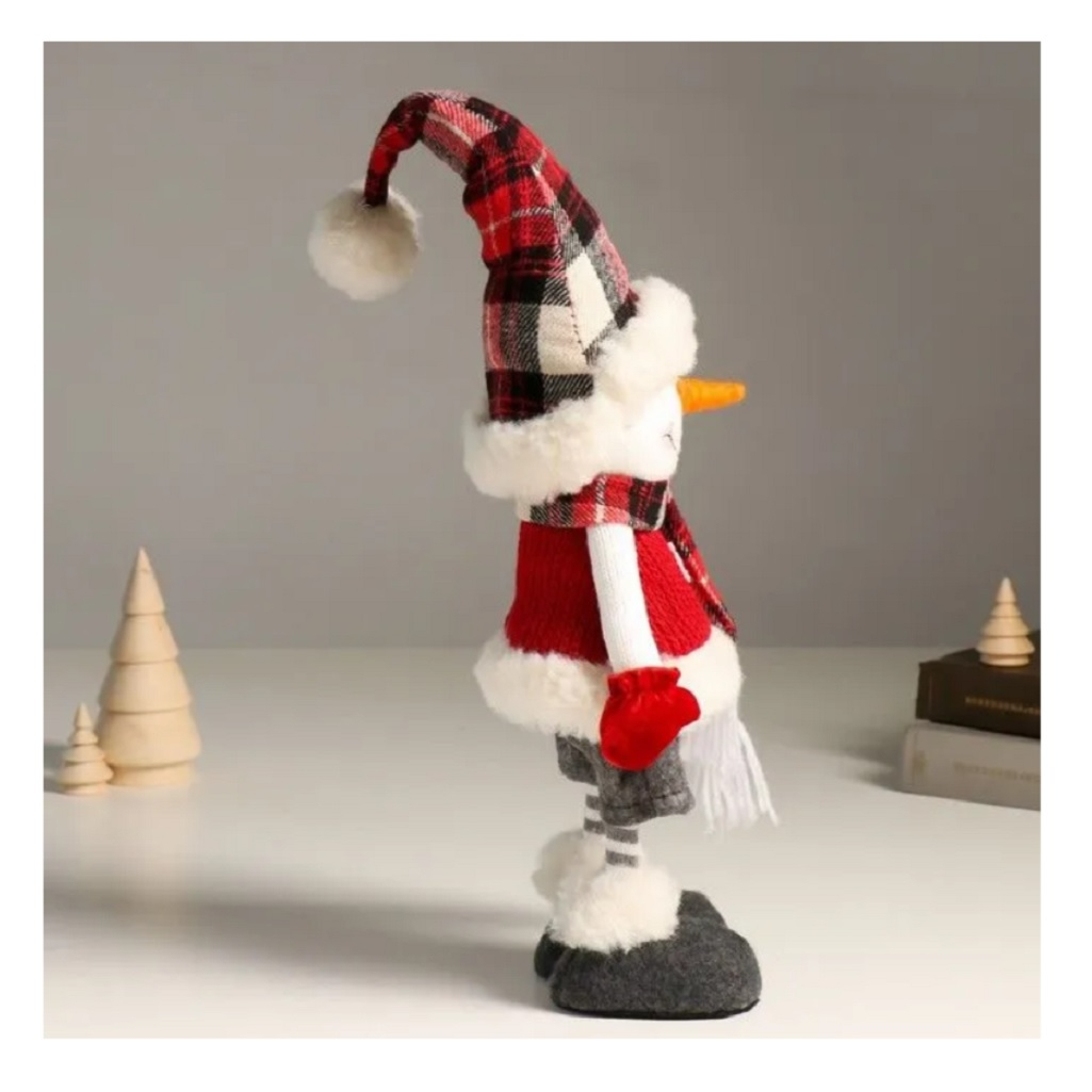 Кукла интерьерная Simaland 9488067, Снеговик в жилете со снежинкой и клетчатом колпаке, 44 см