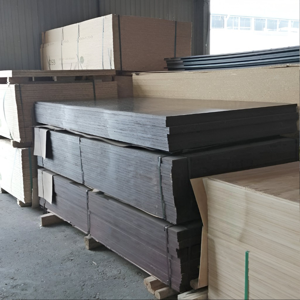 Фанера ламинированная влагостойкая ФСФ 21х1220x2440 мм для внутренних и наружных работ