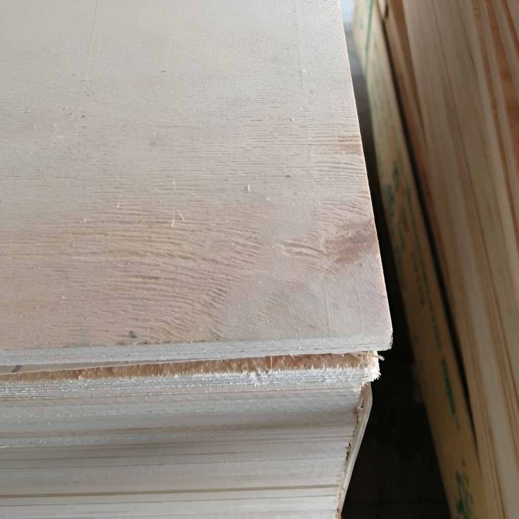 Фанера строительная ФК, сорт 4/4, береза 12х1525x1525 мм, для внутренних работ