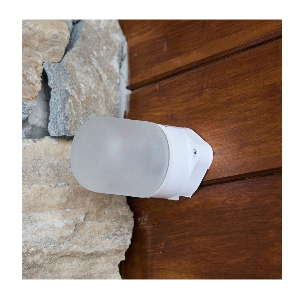 Светильник влагозащищенный Uniel UWL-K01R 60W-E27 накладной, Е27, IP65, белый