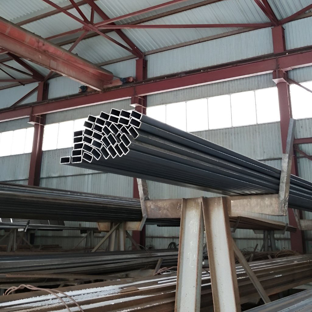 Труба профильная 60х40х2 мм, сталь, прямоугольная, на отрез от 1 м