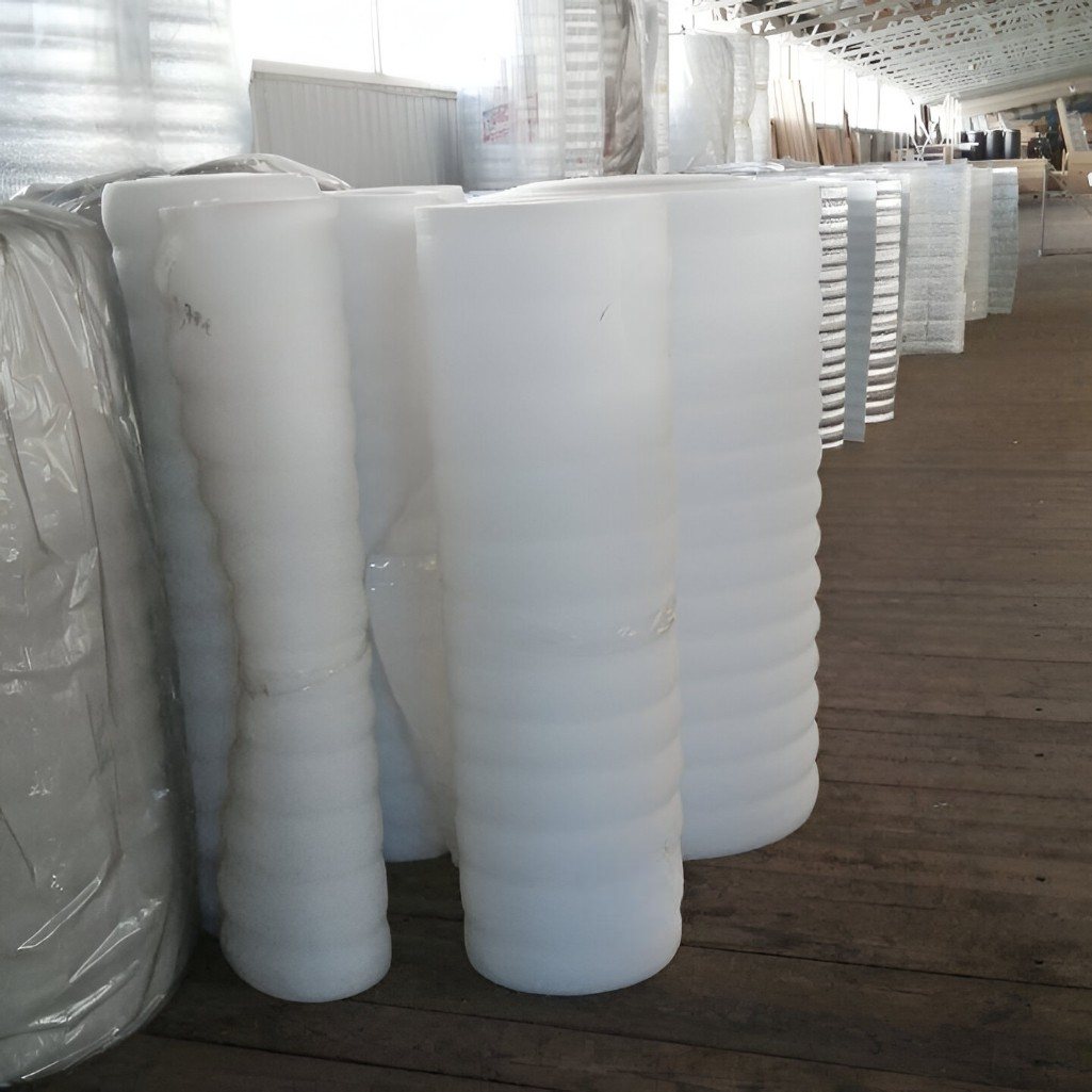 Утеплитель Тепофол НПЭ вспененный полиэтилен, для стен, пола, 3 мм, ширина 1050 мм, на отрез от 1 п.м