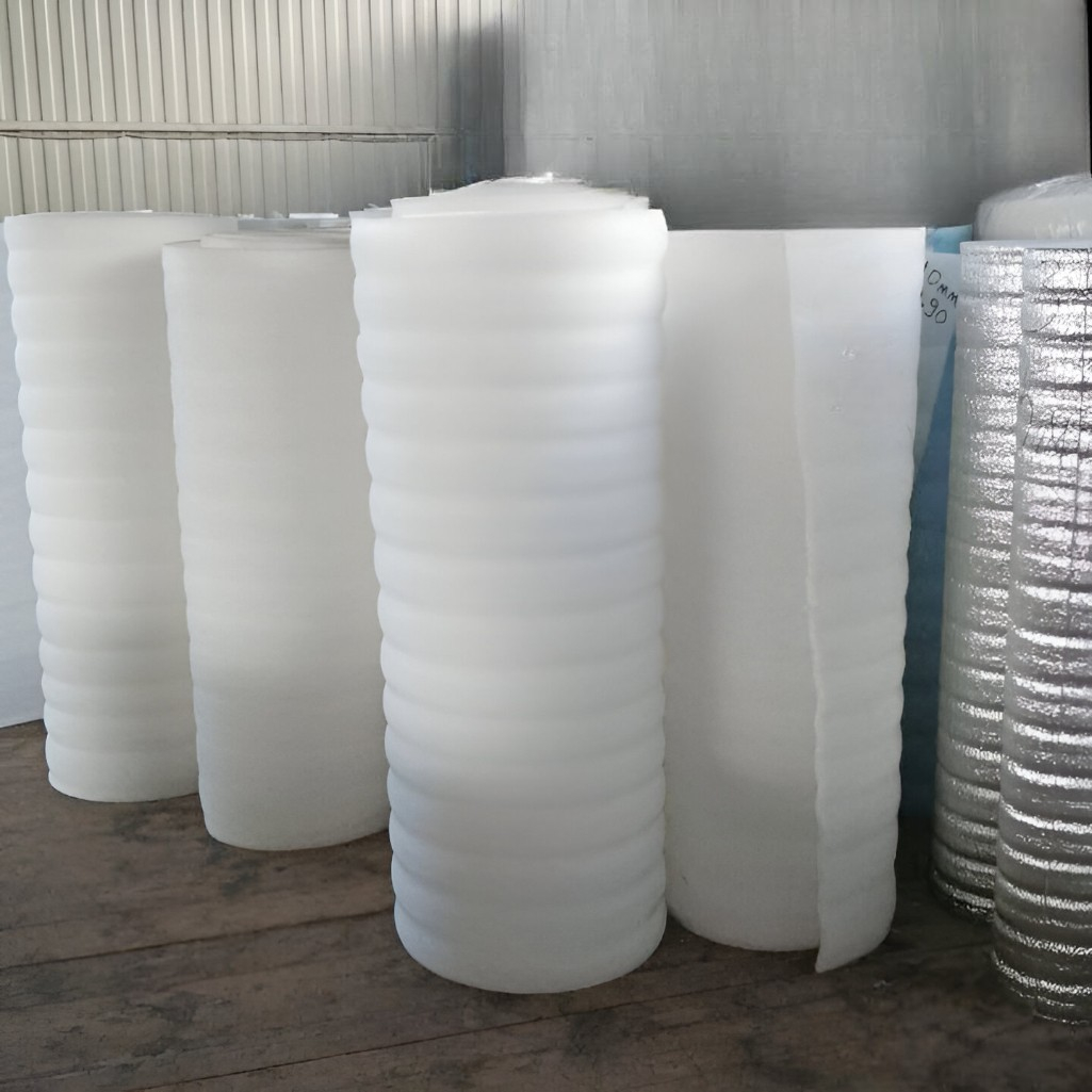 Утеплитель Тепофол НПЭ вспененный полиэтилен, для стен, пола, 3 мм, ширина 1050 мм, на отрез от 1 п.м