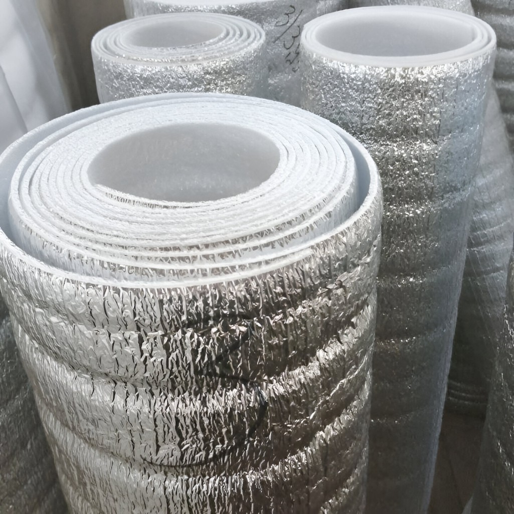 Утеплитель Тепофол самоклеющийся, фольга, вспененный полиэтилен 10 мм, ширина 1000 мм, на отрез от 1 п.м